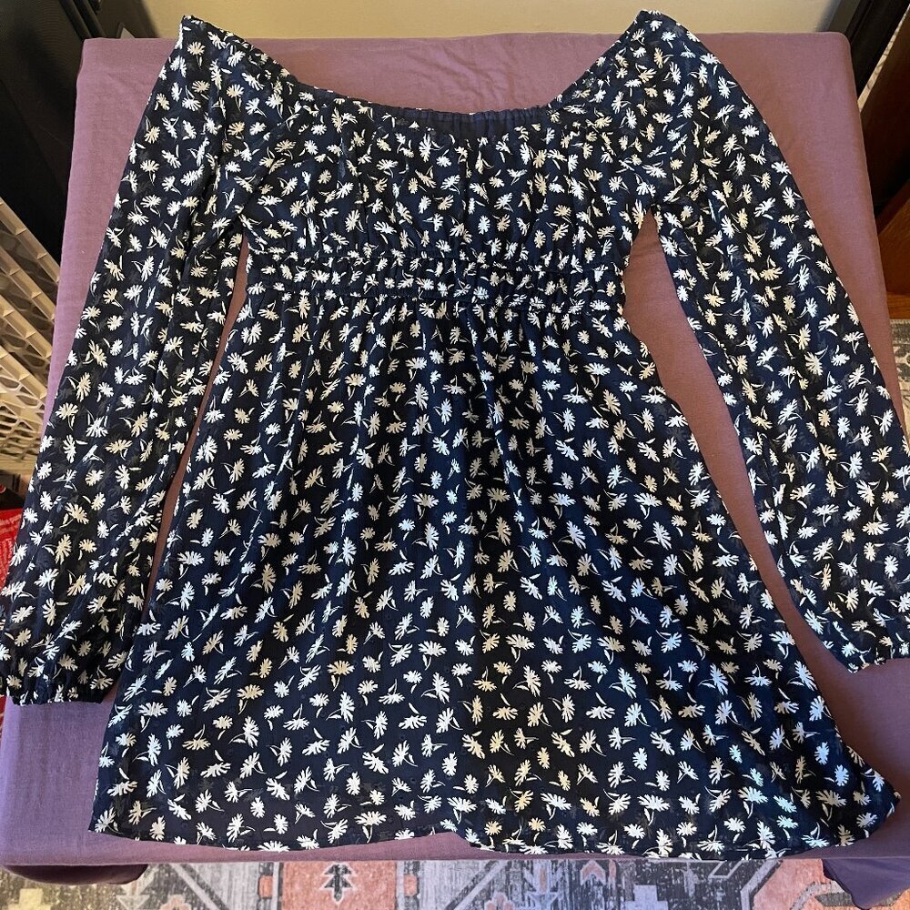 Lush Floral Long Sleeve Mini Dress, Navy blue with white - Size Medium NWT